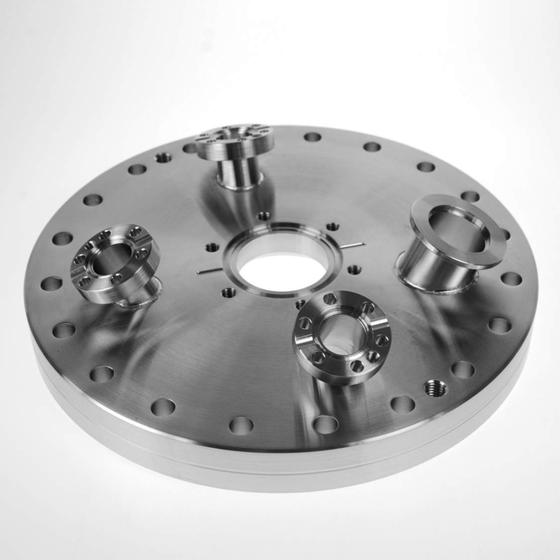 Customer-specific CF adapter flanges—flexible flanges. Designed and manufactured to meet customer specifications and needs.